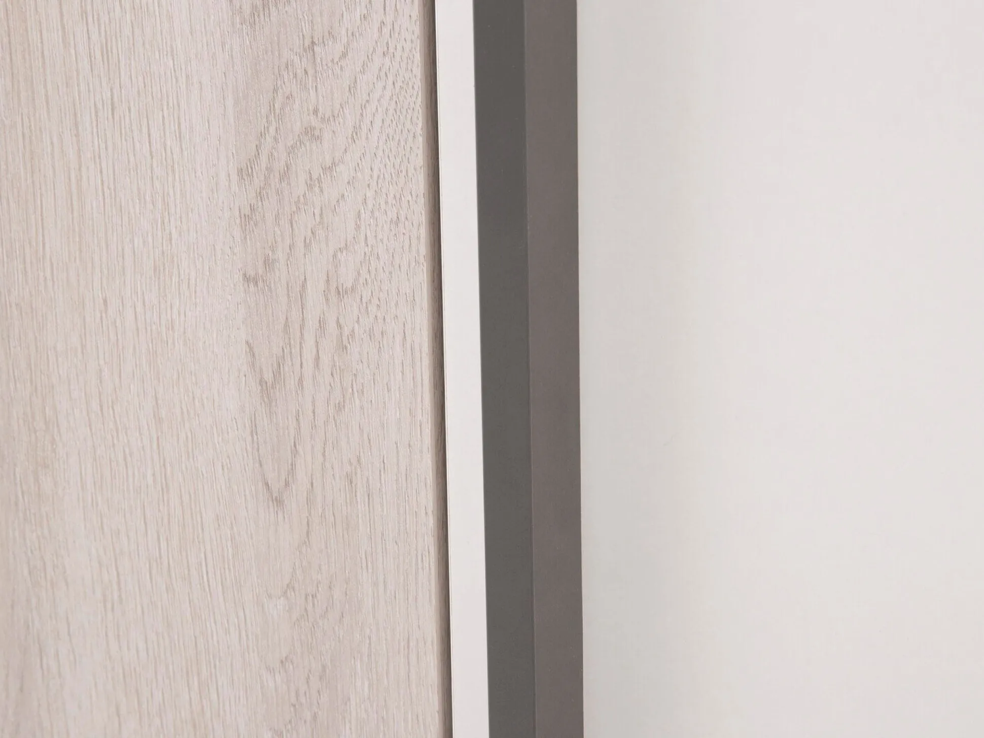 Garderobeskab Ferlore 101