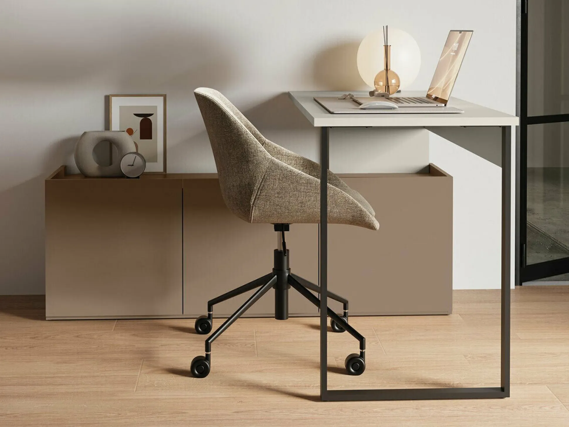 Hjørneskrivebord Tivseva 109