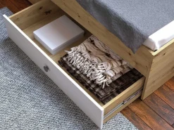 Seng Mirelbu 112 (Artisan eg + Glansfuld hvid)