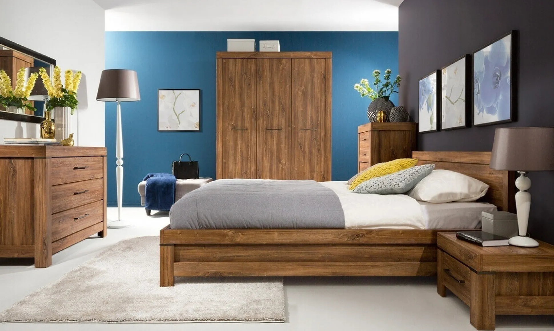 Sengebord Etrlire 103