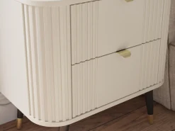 Sengebord Mormone 104