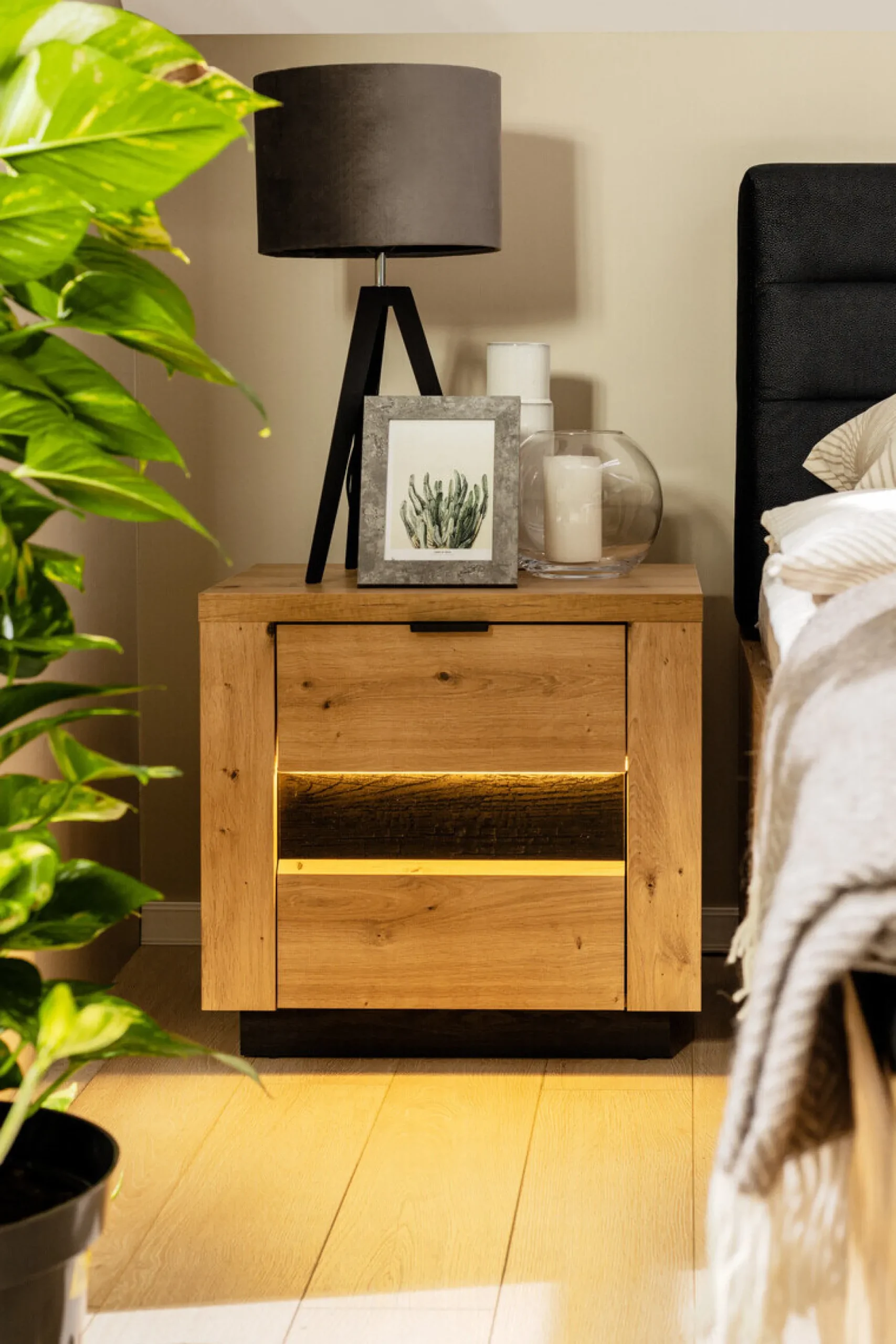 Sengebord Sermeli 109