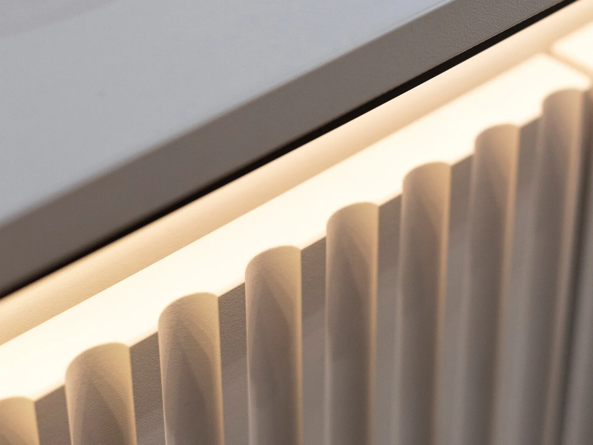 Skænk Fernolu 101 (Grå + Sort)